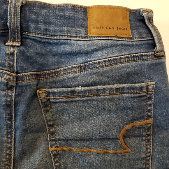 AMERICAN EAGLE SUPER STRETCH DENIM SHORTS - Picture 3 of 5